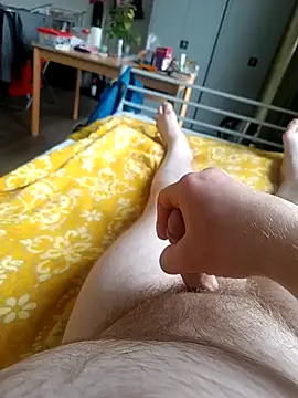 awesome-dirty-dick online show from October 19, 2025, 11:02 am