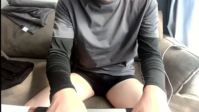 tuki fu online show from March 10, 2025, 4:17 am