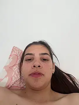 abigail monore  online show from January 7, 2026, 4:12 pm