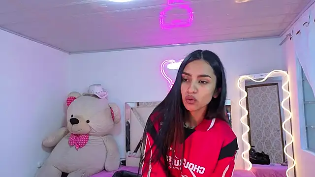 Jazmin tay online show from November 30, 2025, 12:06 pm