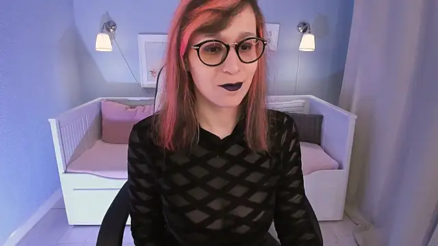 Dora Marcelli online show from January 17, 2025, 6:47 am