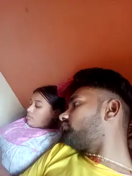 Surajpuja79 online show from April 1, 2026, 6:37 am