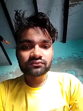 Surajpuja79 online show from November 25, 2025, 8:47 am