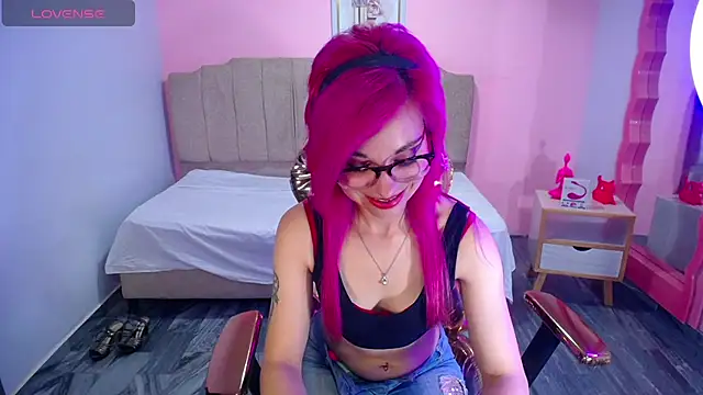 Snapshot of abril_ch_ chatting on September 27, 2025, 10:43 am abril ch online show from September 27, 2025, 10:43 am