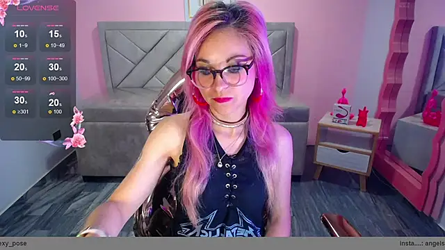 Snapshot of abril_ch_ chatting on November 12, 2025, 10:52 am abril ch online show from November 12, 2025, 10:52 am