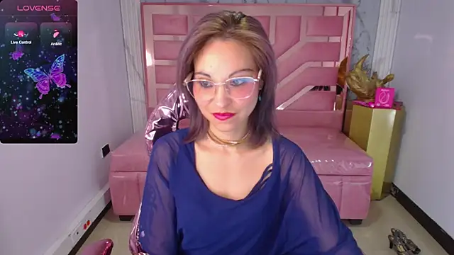 abril ch  online show from April 6, 2026, 12:28 pm