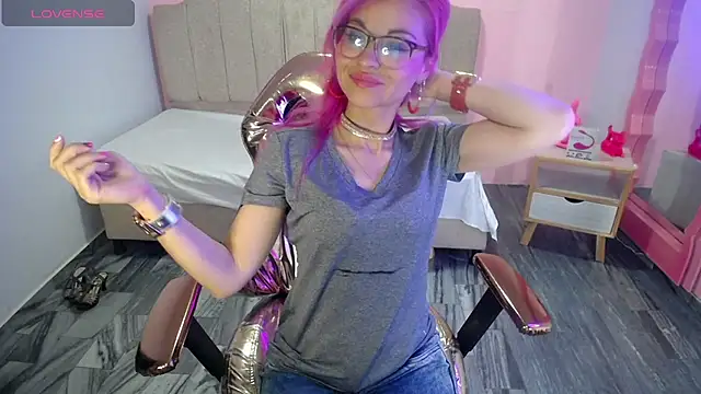 Snapshot of abril_ch_ chatting on October 9, 2025, 10:38 am abril ch online show from October 9, 2025, 10:38 am