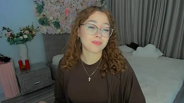 SereneFlame online show from September 20, 2025, 4:23 pm