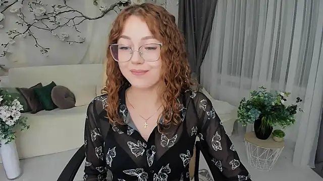 SereneFlame online show from September 24, 2025, 4:02 pm