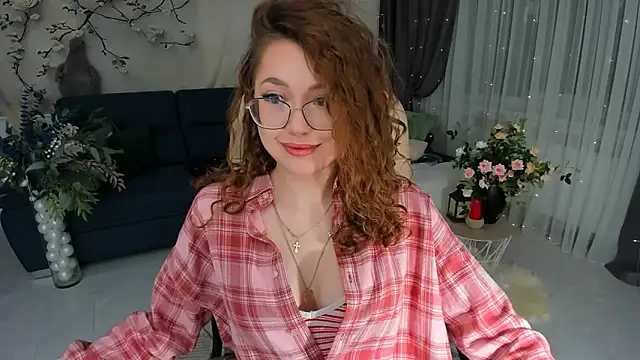 Snapshot of SereneFlame chatting on February 12, 2026, 5:02 pm SereneFlame online show from February 12, 2026, 5:02 pm