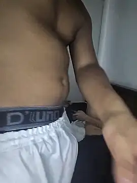 Snapshot of Danielraz chatting on January 15, 2026, 9:51 pm Danielraz online show from January 15, 2026, 9:51 pm