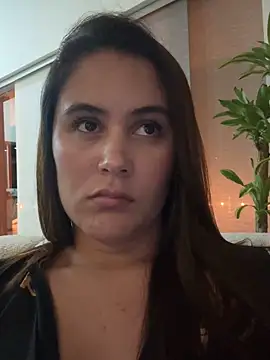 LexyRobert online show from October 24, 2025, 2:10 am