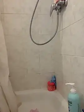 Snapshot of EmilyWi_ chatting on October 1, 2025, 2:32 pm EmilyWi online show from October 1, 2025, 2:32 pm