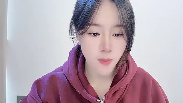 chloe-01 online show from November 24, 2025, 3:28 am