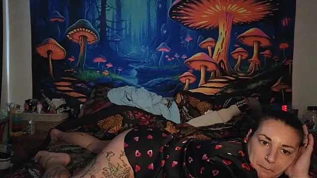 tattoomilf86 online show from January 26, 2025, 3:36 pm