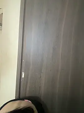 Snapshot of MOMALANA chatting on February 25, 2026, 9:25 pm MOMALANA online show from February 25, 2026, 9:25 pm