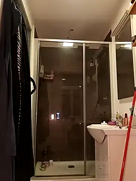 Snapshot of VanessaBraun chatting on December 6, 2024, 9:29 pm VanessaBraun online show from December 6, 2024, 9:29 pm