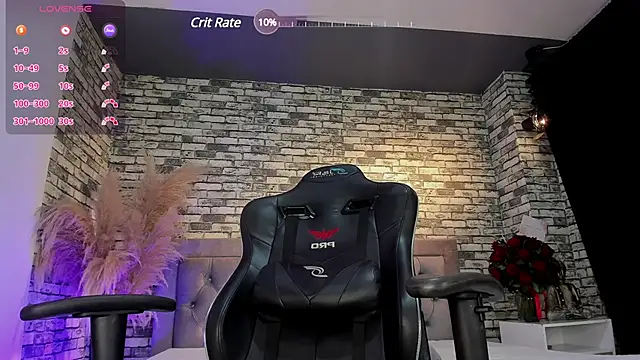 ariadna milano online show from February 18, 2025, 4:03 pm