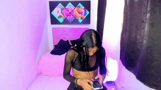 issa kitty online show from November 29, 2025, 8:09 pm