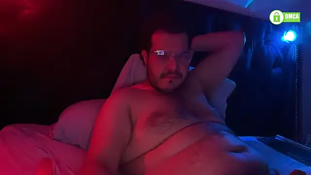 Snapshot of bearcloudcomputa chatting on December 8, 2024, 3:40 am bearcloudcomputa online show from December 8, 2024, 3:40 am