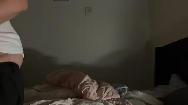 Snapshot of bearcloudcomputa chatting on January 17, 2025, 5:11 am bearcloudcomputa online show from January 17, 2025, 5:11 am