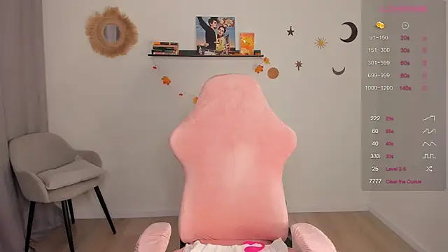 Cassie Ice online show from November 30, 2025, 3:57 pm