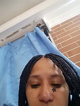 Snapshot of devi_black13_ chatting on February 15, 2026, 2:23 am devi black13 online show from February 15, 2026, 2:23 am