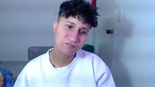 Snapshot of Im_Milan_Rs chatting on February 11, 2026, 4:34 am Im Milan Rs online show from February 11, 2026, 4:34 am