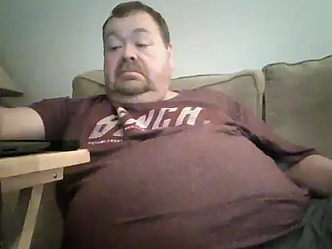 Snapshot of hitman_35 chatting on November 23, 2025, 11:37 pm hitman 35 online show from November 23, 2025, 11:37 pm