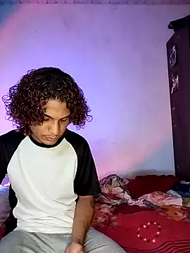 CasalAkira online show from January 14, 2026, 1:53 am