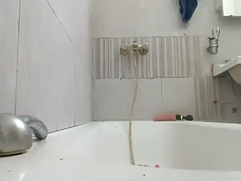 Snapshot of tus_ordenes_mis_deseos chatting on December 17, 2025, 5:23 am tus ordenes mis deseos online show from December 17, 2025, 5:23 am