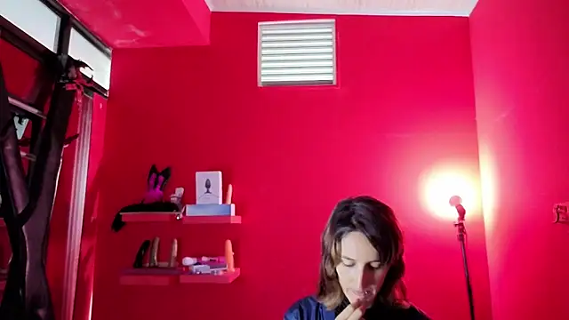 Snapshot of Ambar_Roux_ chatting on February 6, 2026, 1:07 pm Ambar Roux online show from February 6, 2026, 1:07 pm