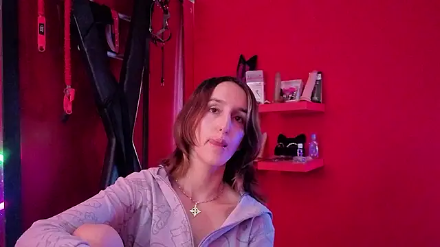 Snapshot of Ambar_Roux_ chatting on January 15, 2026, 4:21 pm Ambar Roux online show from January 15, 2026, 4:21 pm