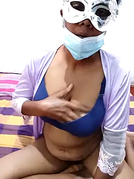 Snapshot of Amaaya_Baby chatting on February 18, 2025, 2:05 am Amaaya Baby online show from February 18, 2025, 2:05 am