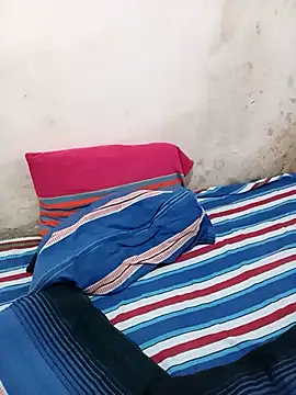 Snapshot of Amaaya_Baby chatting on November 24, 2025, 1:55 pm Amaaya Baby online show from November 24, 2025, 1:55 pm