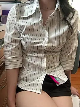 Snapshot of Mei_0906 chatting on July 7, 2026, 1:41 am Mei 0906 online show from July 7, 2026, 1:41 am