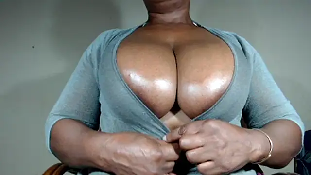 boobassymom online show from March 16, 2026, 7:05 pm