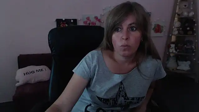 Snapshot of Hot_Milady chatting on June 26, 2026, 7:14 am Hot Milady online show from June 26, 2026, 7:14 am
