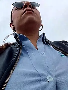 Snapshot of Katalina_S3xy chatting on October 27, 2025, 12:17 pm Katalina S3xy online show from October 27, 2025, 12:17 pm