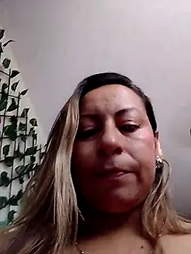 Snapshot of Katalina_S3xy chatting on September 26, 2025, 12:34 pm Katalina S3xy online show from September 26, 2025, 12:34 pm