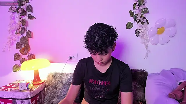 Snapshot of fernanda_indie chatting on November 25, 2025, 12:22 am fernanda indie online show from November 25, 2025, 12:22 am