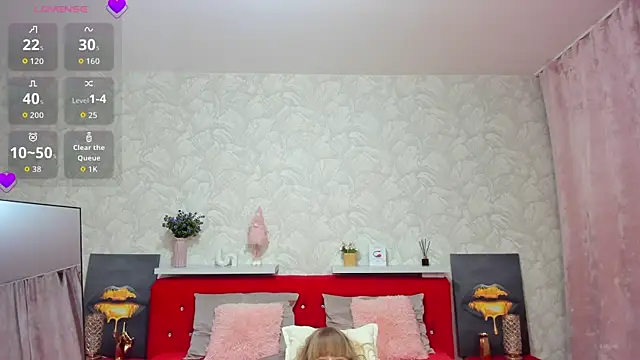 Snapshot of KattyPeachX chatting on December 18, 2025, 1:22 am KattyPeachX online show from December 18, 2025, 1:22 am