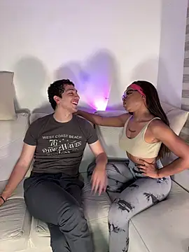 Snapshot of tiana_nave chatting on January 18, 2026, 2:59 am tiana nave online show from January 18, 2026, 2:59 am