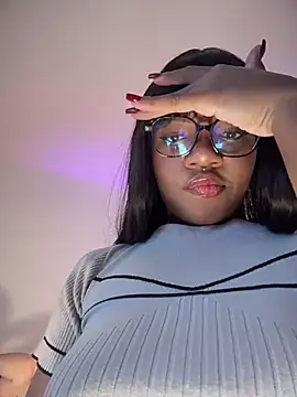 Snapshot of tiana_nave chatting on March 2, 2026, 1:39 am tiana nave online show from March 2, 2026, 1:39 am