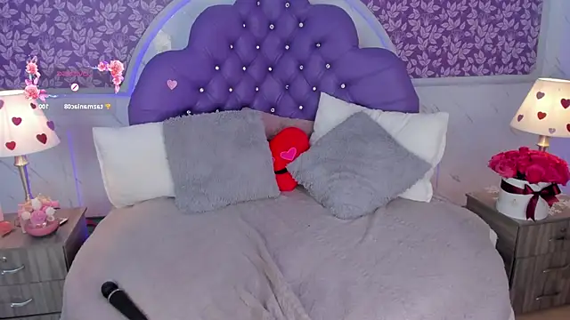 Miamontoya online show from April 15, 2026, 7:58 pm