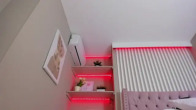 StaceyJones1 online show from February 25, 2025, 5:51 pm