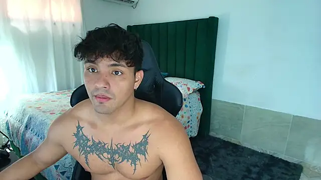 Snapshot of man_dur07 chatting on February 26, 2026, 6:19 pm man dur07 online show from February 26, 2026, 6:19 pm