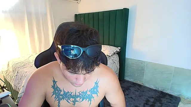 Snapshot of man_dur07 chatting on January 10, 2026, 8:04 pm man dur07 online show from January 10, 2026, 8:04 pm