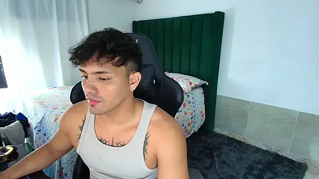 man dur07 online show from March 11, 2026, 4:28 am