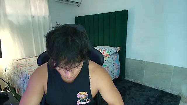 Snapshot of man_dur07 chatting on February 23, 2026, 7:58 pm man dur07 online show from February 23, 2026, 7:58 pm